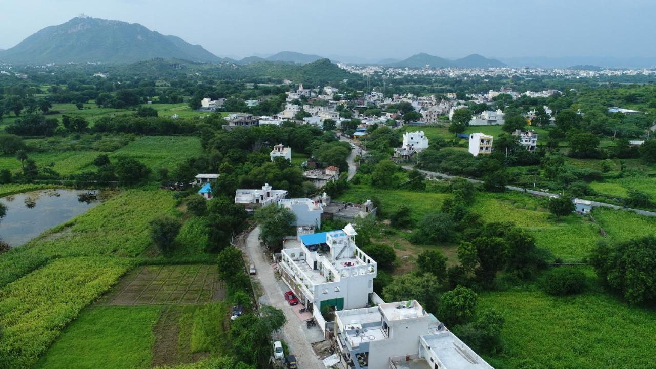 Emperor Palace A Heritage Villa Udaipur Ngoại thất bức ảnh