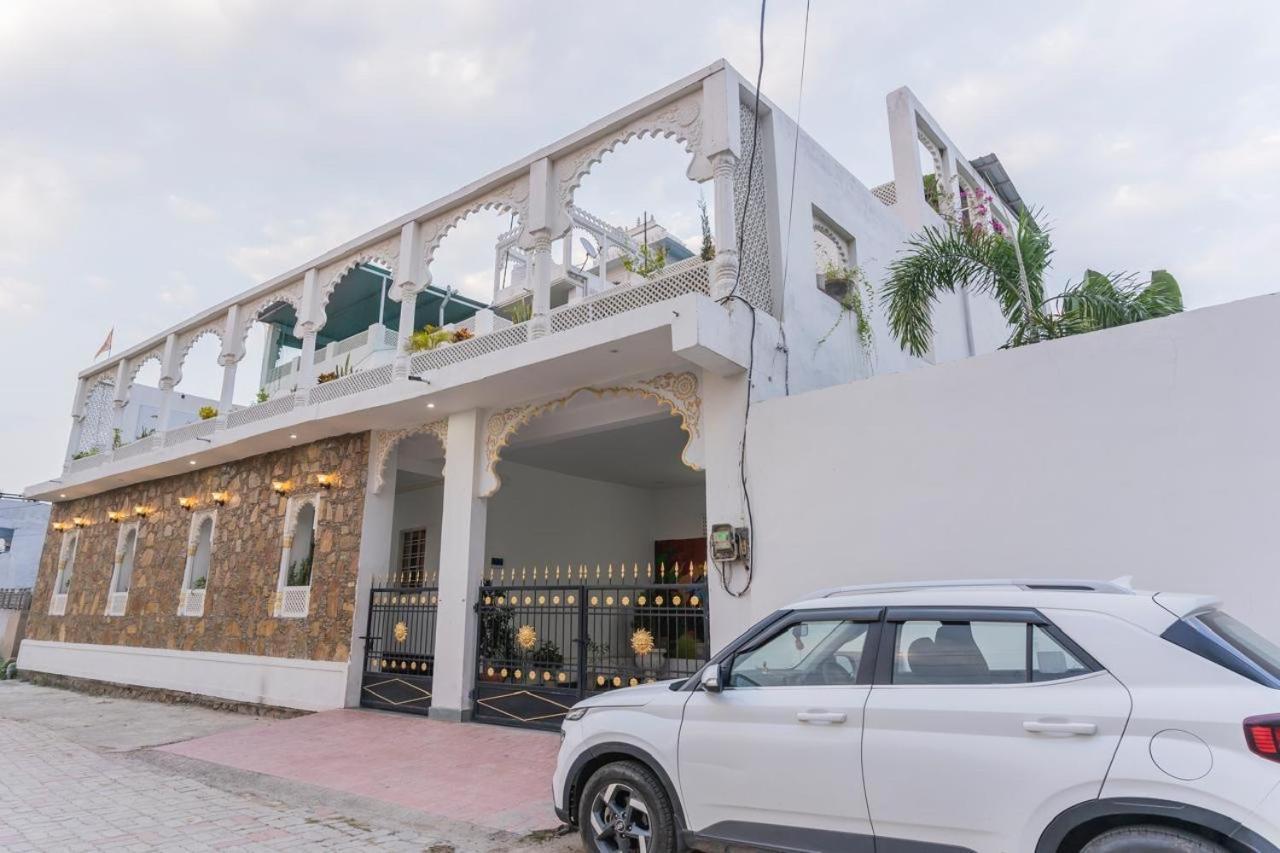 Emperor Palace A Heritage Villa Udaipur Ngoại thất bức ảnh