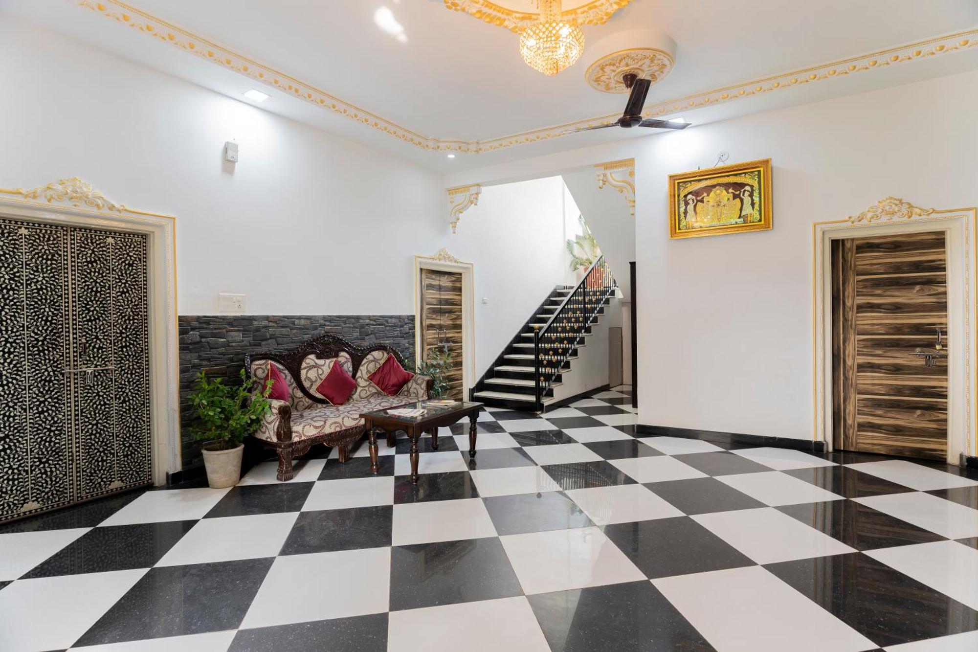 Emperor Palace A Heritage Villa Udaipur Ngoại thất bức ảnh